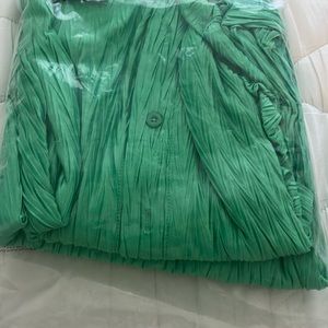 Green Matching Set Long Pants & Bat Wing Shirt